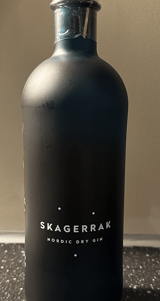 Skagerrak Nordic Dry Gin Bottle